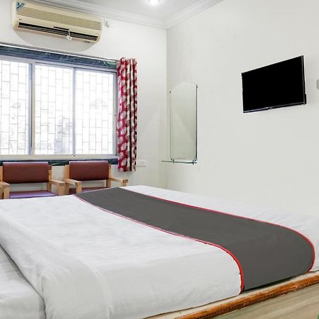 Collection O Shreya Hotel Talegaon Dabhade Exterior photo